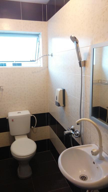 Bercham Vacation House Ипох Экстерьер фото