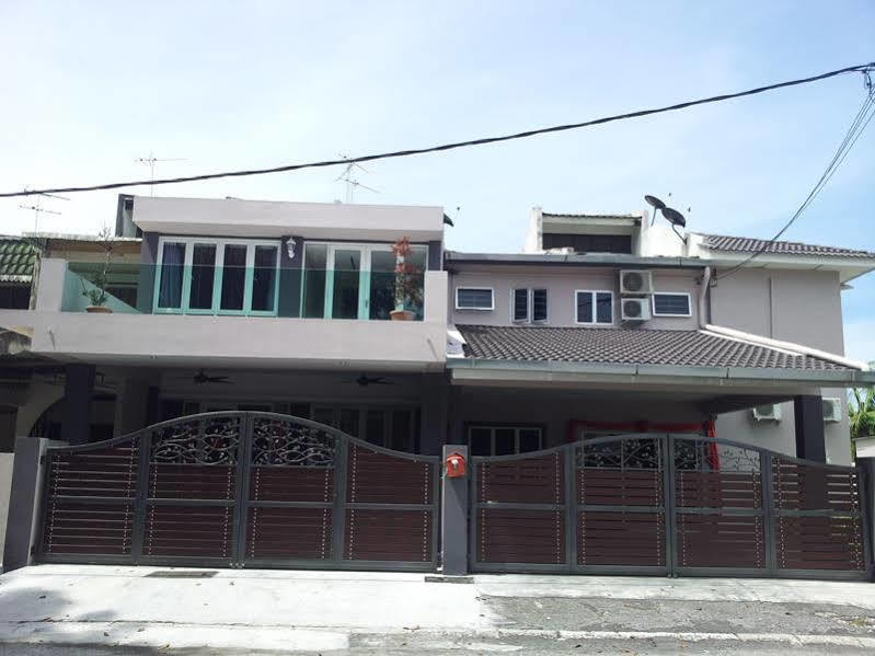 Bercham Vacation House Ипох Экстерьер фото