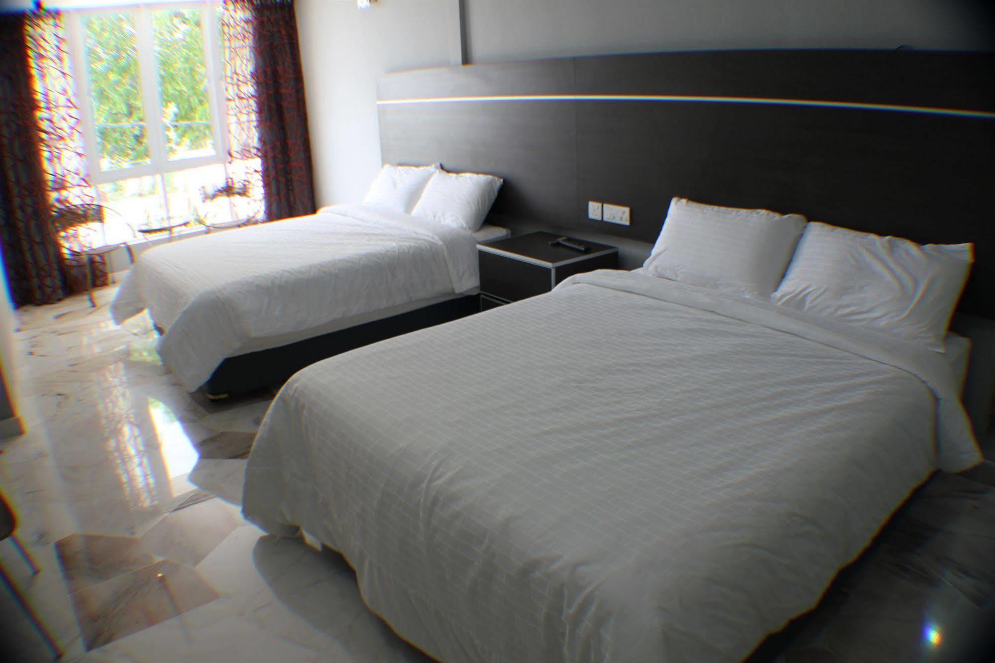 Bercham Vacation House Ипох Экстерьер фото