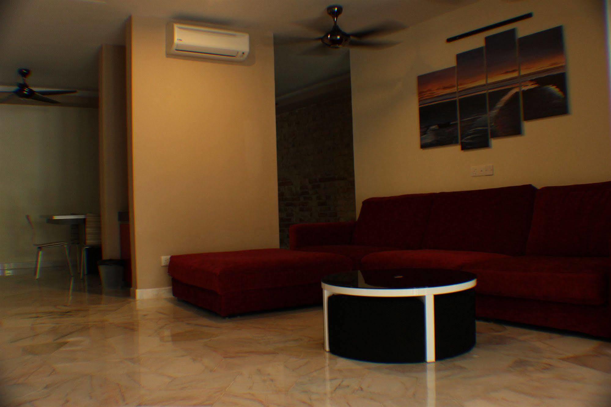 Bercham Vacation House Ипох Экстерьер фото
